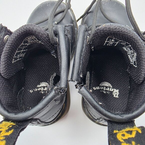 Dr. Martens Toddlers Size 5 Black Boots Walking Casual Outdoors Going Out - Picture 6 of 13